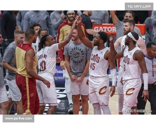 NBA常规赛激战震撼来袭 全新赛季精彩纷呈球迷热血沸腾 NBA常规赛激战震撼来袭 全新赛季精彩纷呈球迷热血沸腾