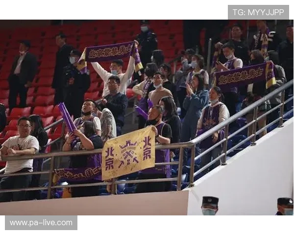 CBA攻防两端表现亮眼 球迷与媒体纷纷给予高度评价