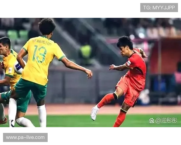 19岁蒯纪闻随海港合练老蒯首秀临近球队期待展现崭新力量 19岁蒯纪闻随海港合练老蒯首秀临近球队期待展现崭新力量